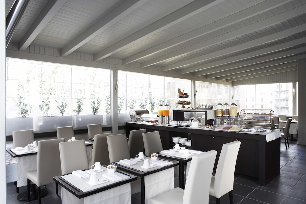 Best Western Cinemusic Hotel — Restaurant & bars in Rome, Lazio