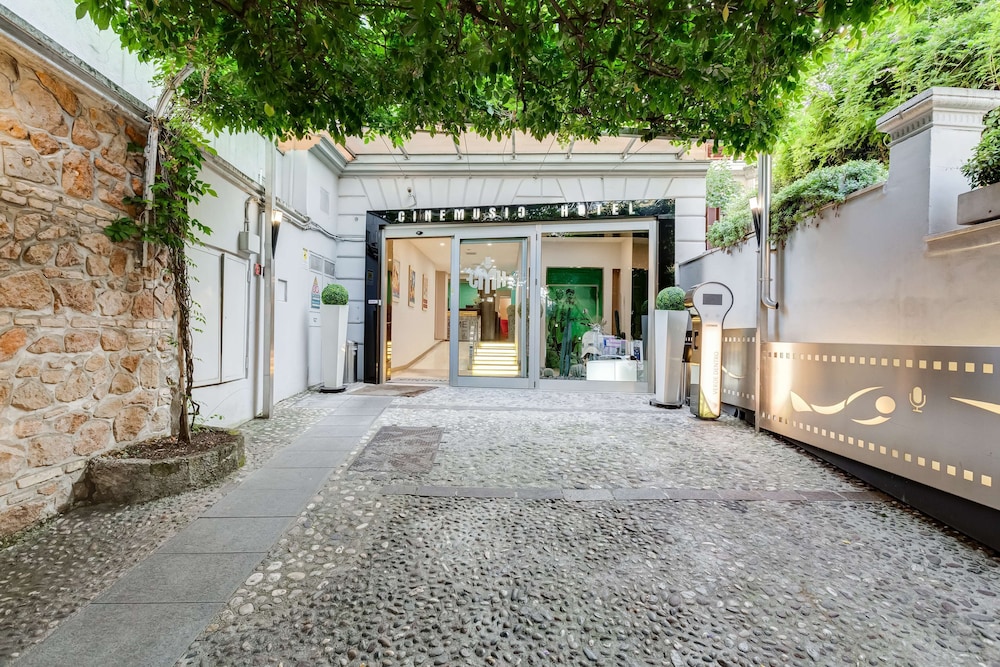 Best Western Cinemusic Hotel — Hotel building in Rome, Lazio