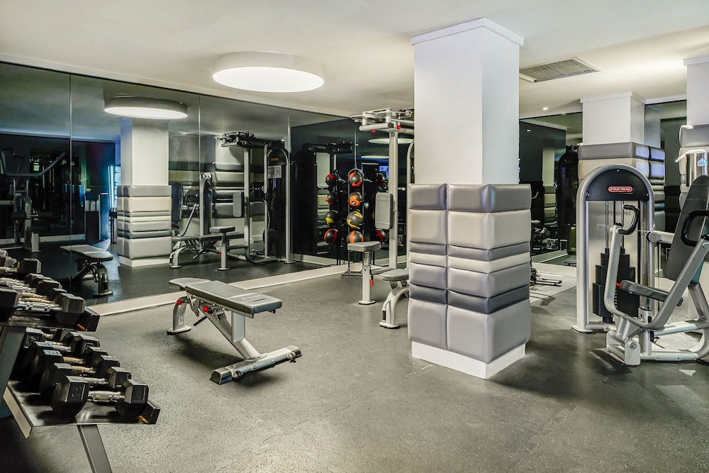 Paramount Times Square – A Generator Hotel — Sports & recreation in New York City, New York State