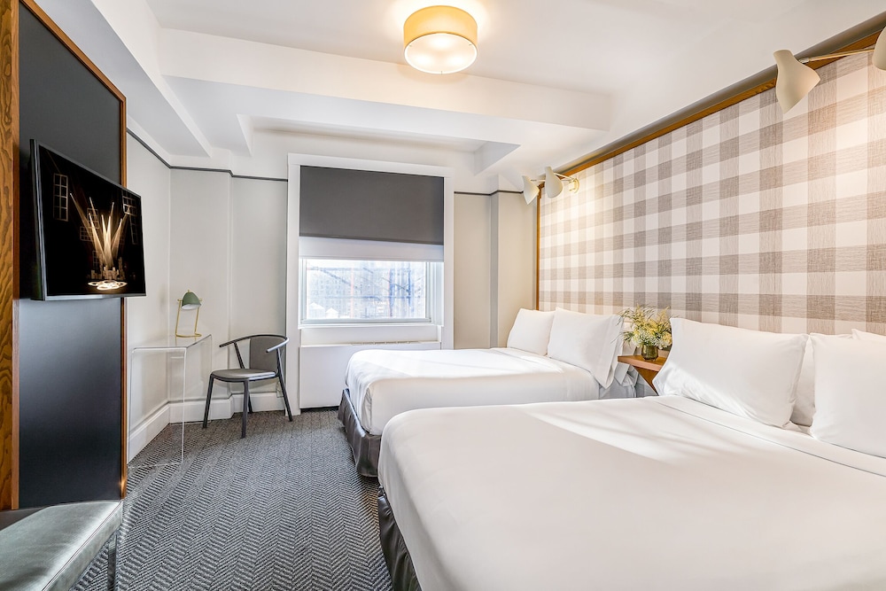 Paramount Times Square – A Generator Hotel — Hotel rooms in New York City, New York State