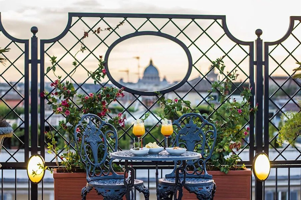 Colonna Palace Hotel — Attractions in the area in Rome, Lazio