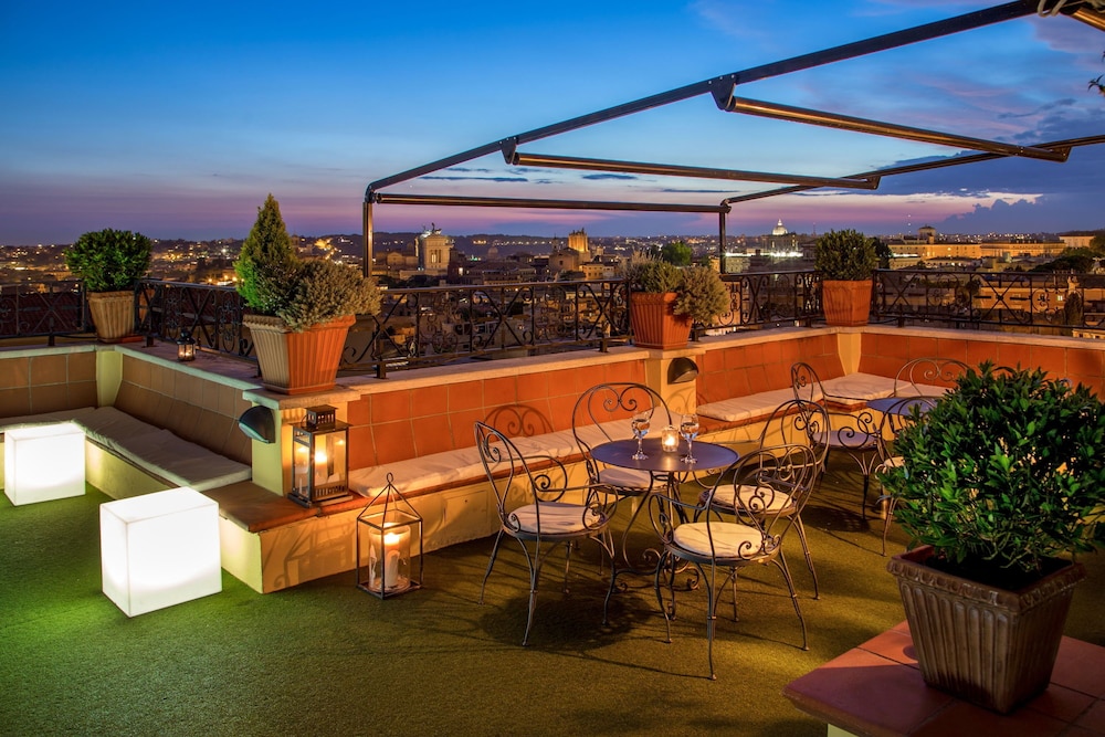 Hotel Colosseum — Restaurant & bars in Rome, Lazio
