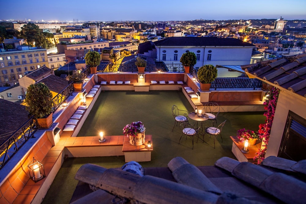 Hotel Colosseum — Restaurant & bars in Rome, Lazio