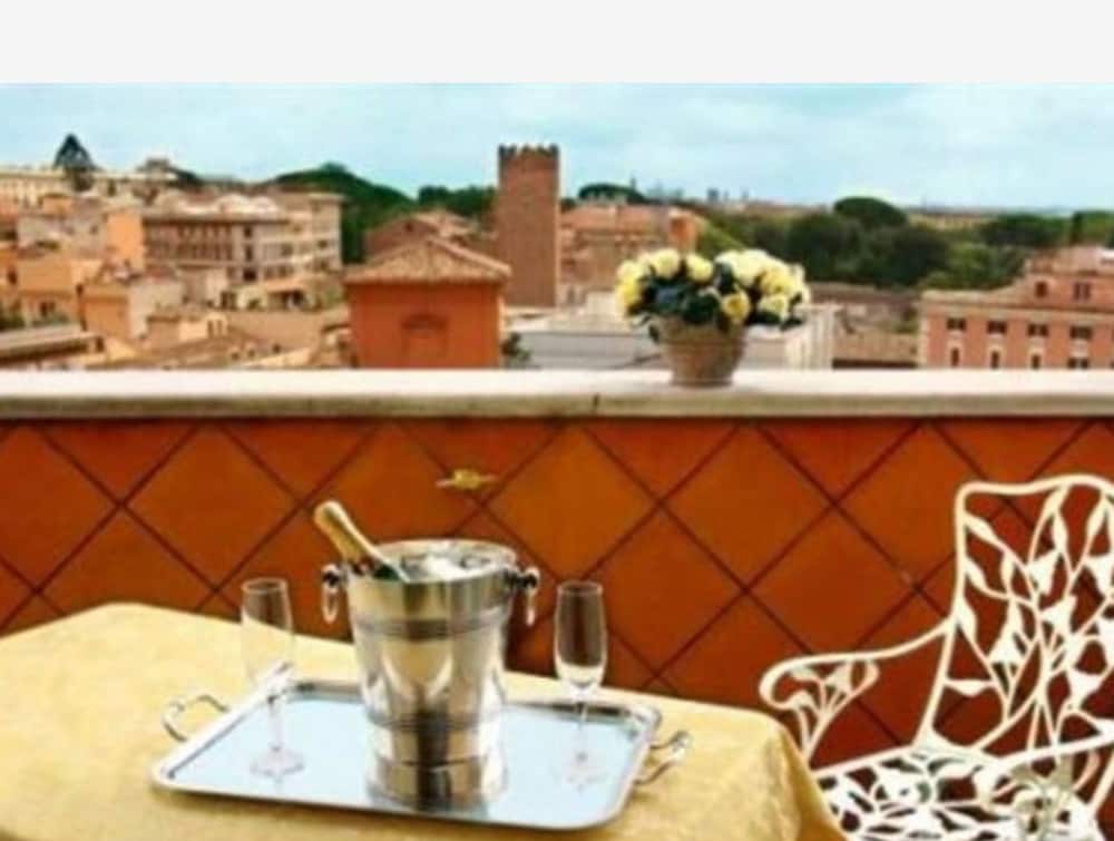 Hotel Colosseum — Attractions in the area in Rome, Lazio