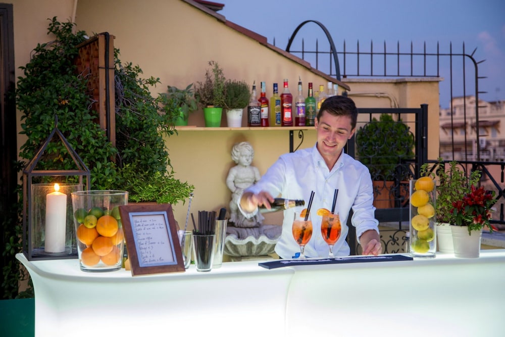 Hotel Colosseum — Restaurant & bars in Rome, Lazio