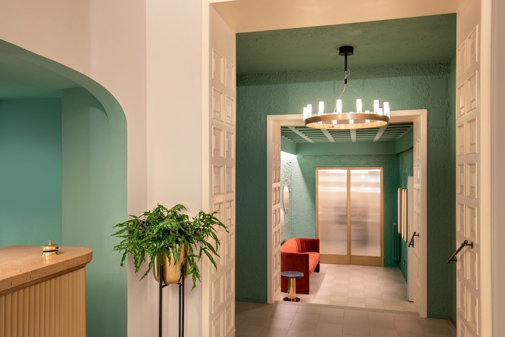 Hotel Colosseum — Hotel building in Rome, Lazio