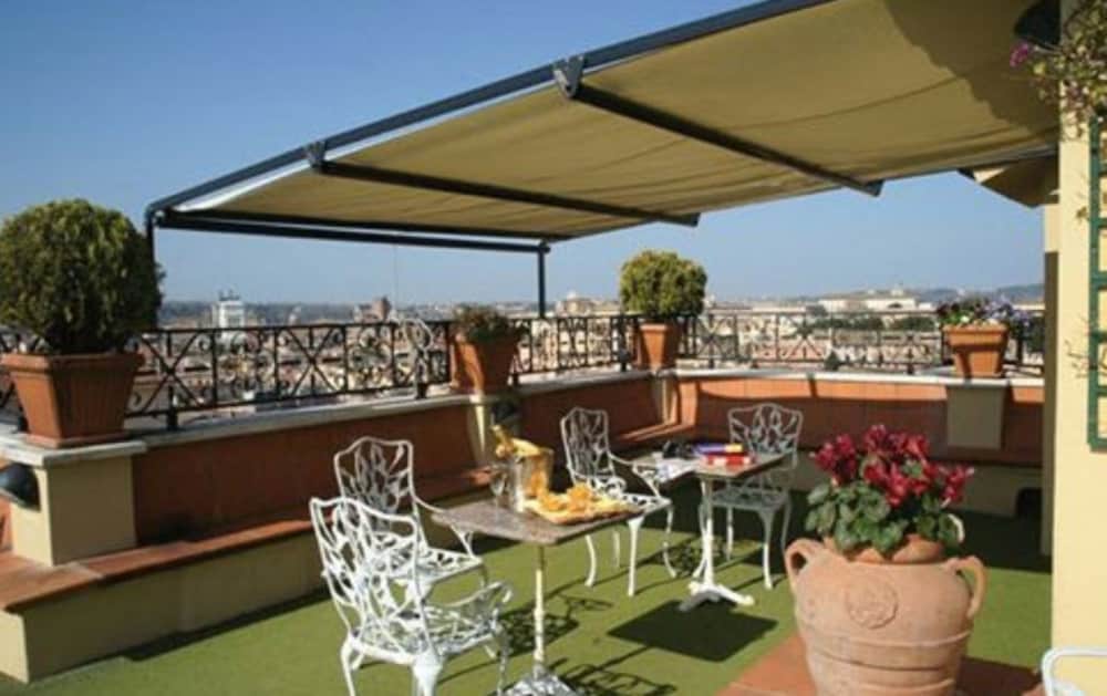 Hotel Colosseum — Restaurant & bars in Rome, Lazio