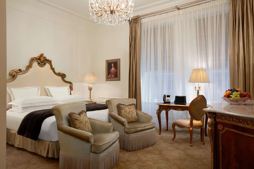 The Plaza, A Fairmont Hotel — Hotel rooms in New York City, New York State