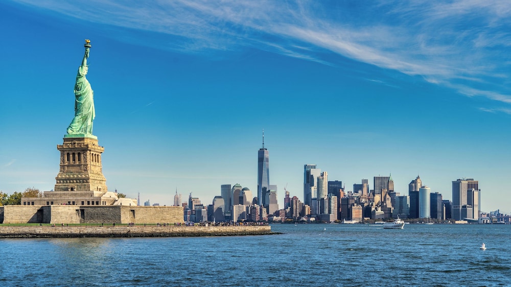 The Plaza, A Fairmont Hotel — Attractions in the area in New York City, New York State