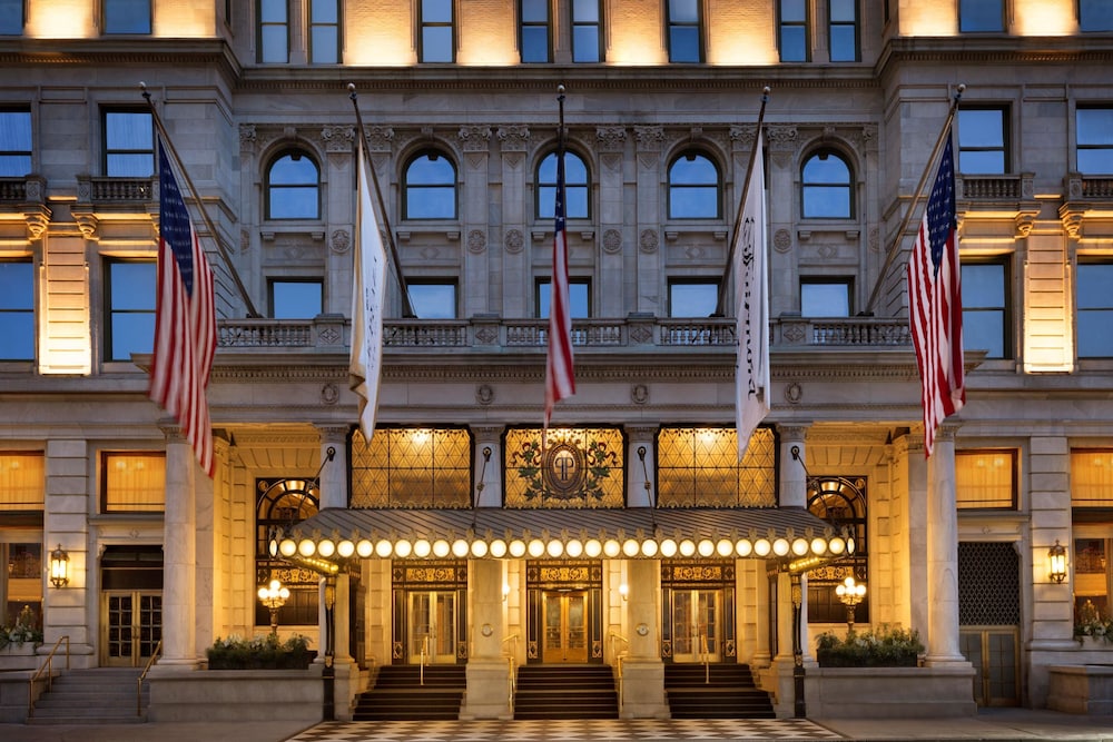 The Plaza, A Fairmont Hotel — Hotel building in New York City, New York State