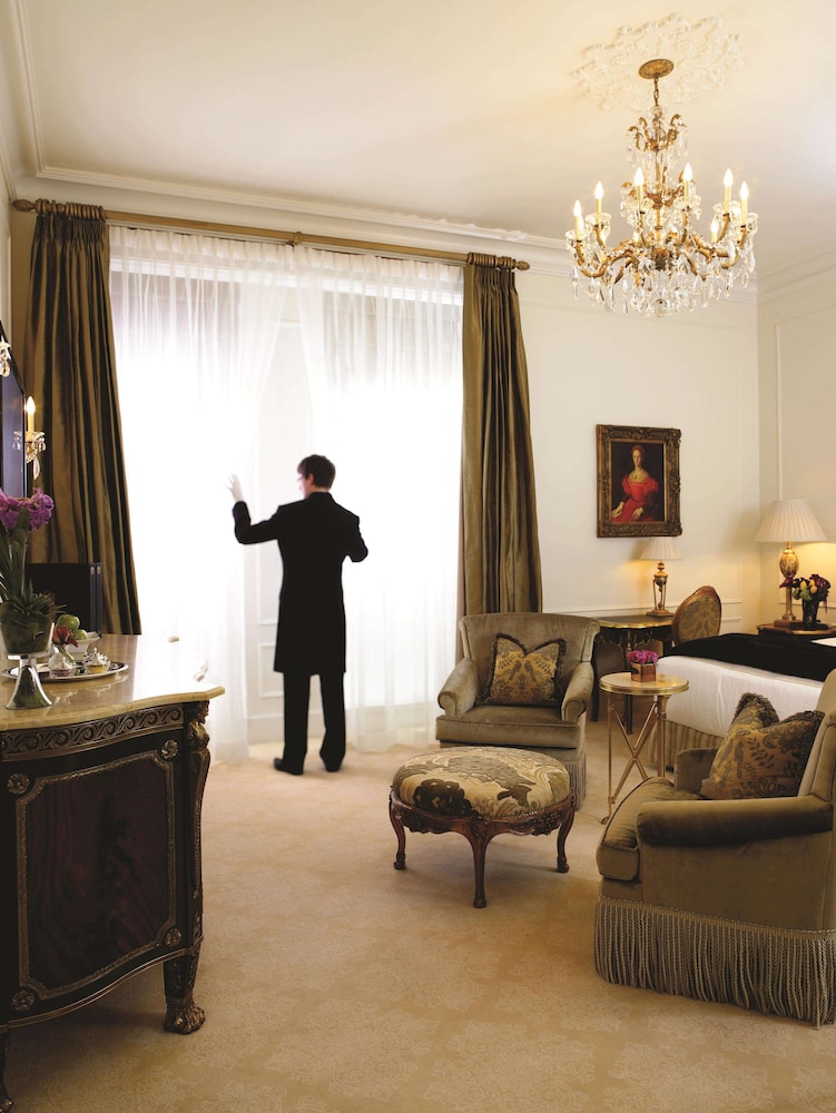 The Plaza, A Fairmont Hotel — Hotel rooms in New York City, New York State