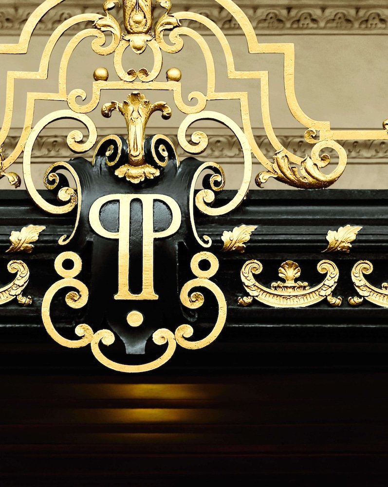 The Plaza, A Fairmont Hotel — Hotel building in New York City, New York State