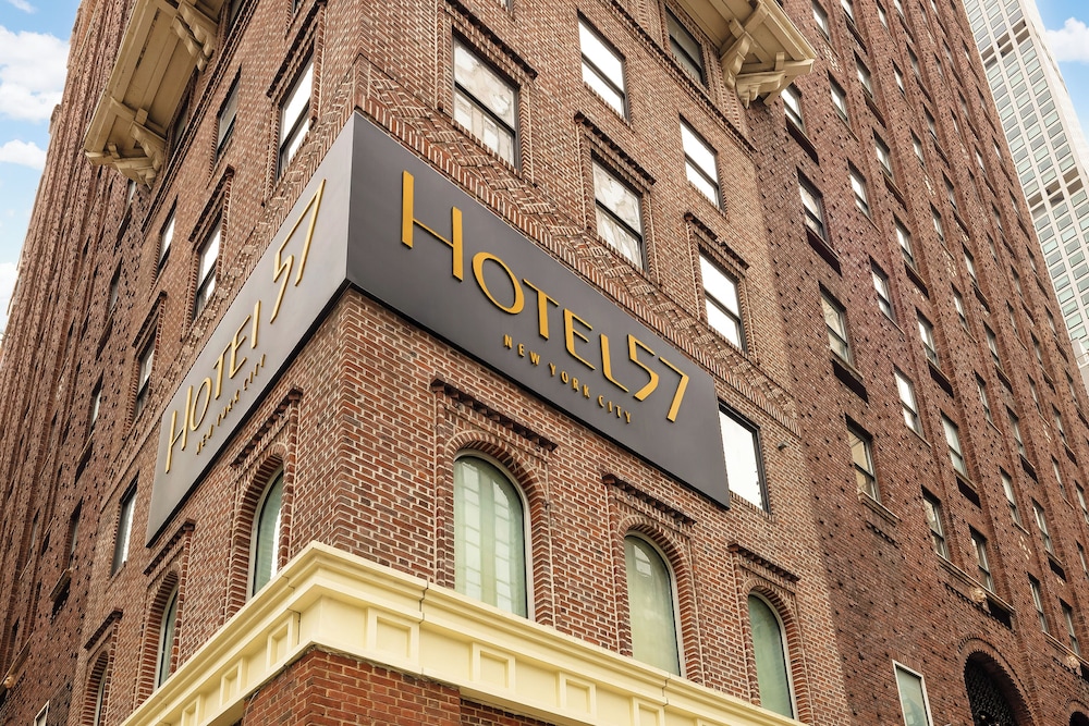 Hotel 57 — Hotel building in New York City, New York State