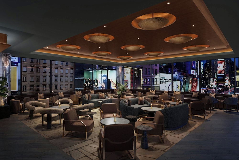 Renaissance New York Times Square Hotel by Marriott — Restaurant & bars in New York City, New York State