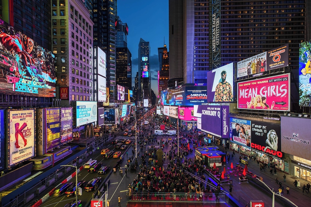 Renaissance New York Times Square Hotel by Marriott — Attractions in the area in New York City, New York State