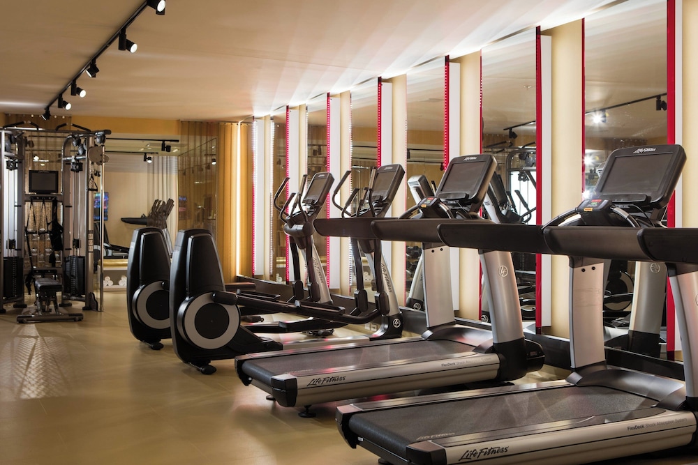 Renaissance New York Times Square Hotel by Marriott — Sports & recreation in New York City, New York State