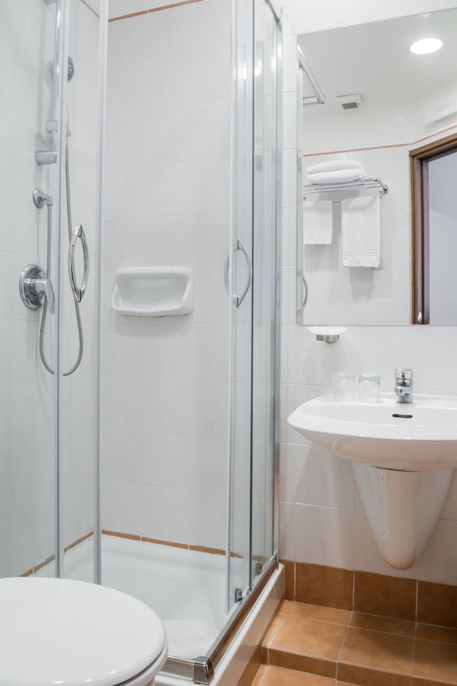 Hotel Concordia — Hotel rooms in Rome, Lazio