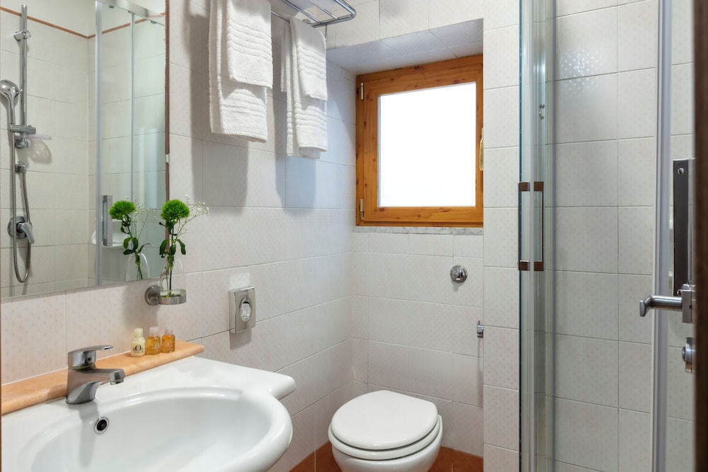 Hotel Concordia — Hotel rooms in Rome, Lazio