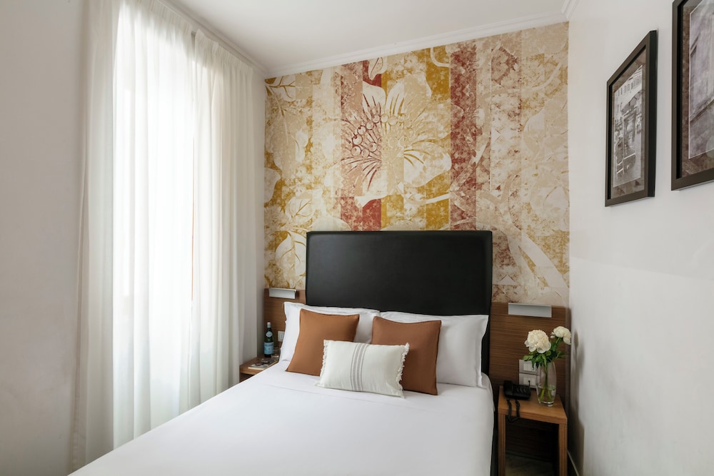 Hotel Concordia — Hotel rooms in Rome, Lazio