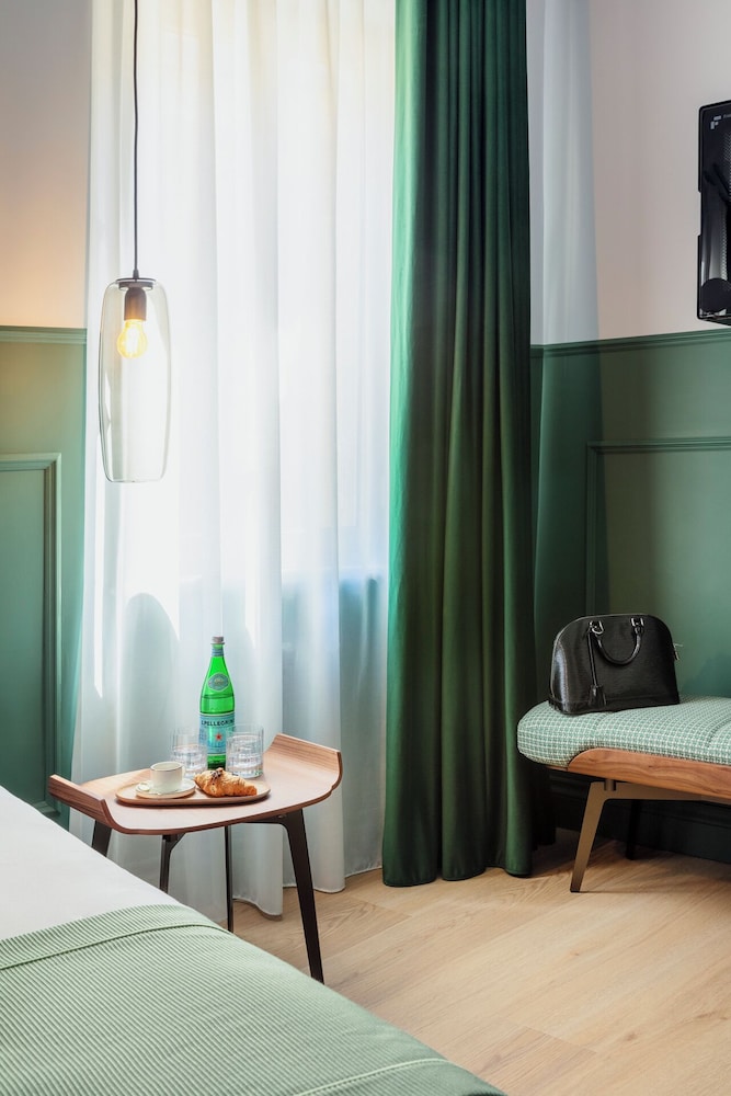 Hotel Concordia — Hotel rooms in Rome, Lazio