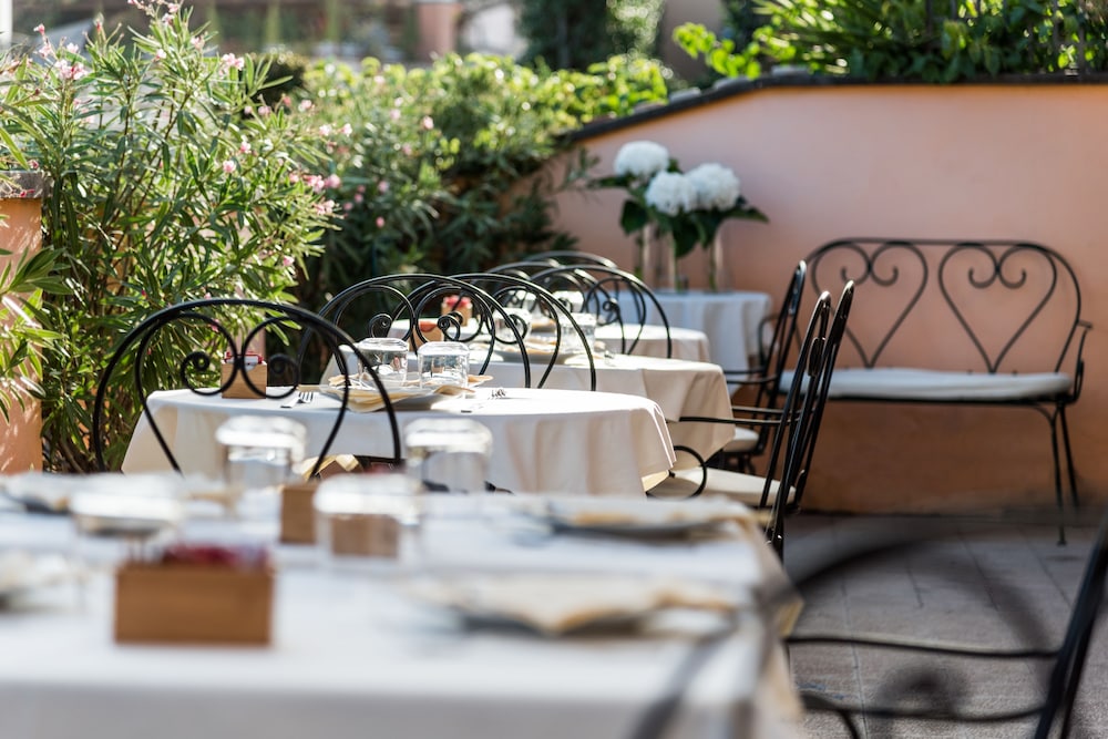 Hotel Concordia — Restaurant & bars in Rome, Lazio