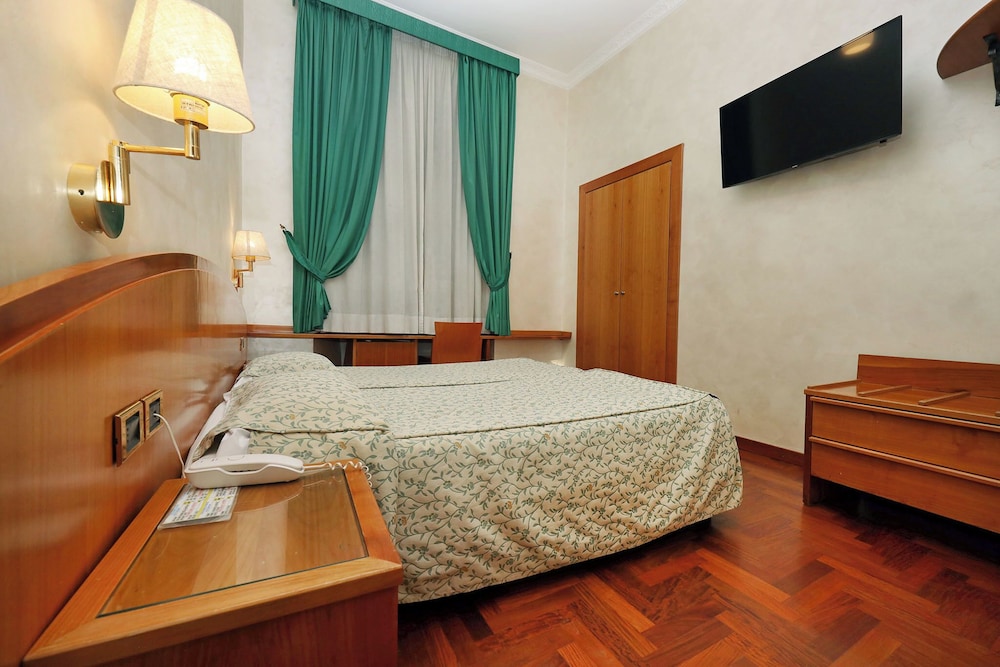Hotel Corot — Hotel rooms in Rome, Lazio