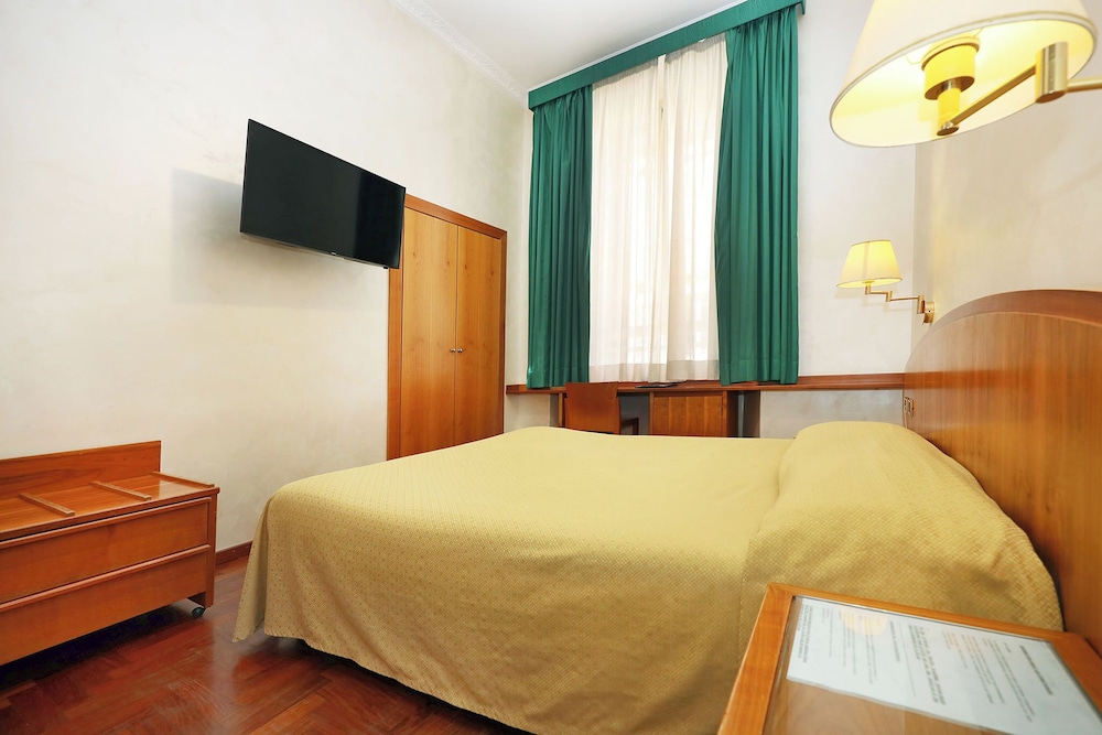 Hotel Corot — Hotel rooms in Rome, Lazio