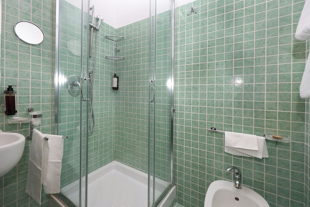 Hotel Corot — Hotel rooms in Rome, Lazio