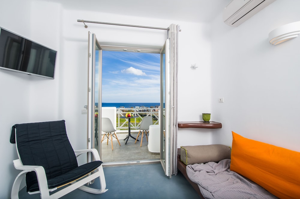La Bellezza Eco Boutique Hotel — Hotel rooms in Kamari, South Aegean
