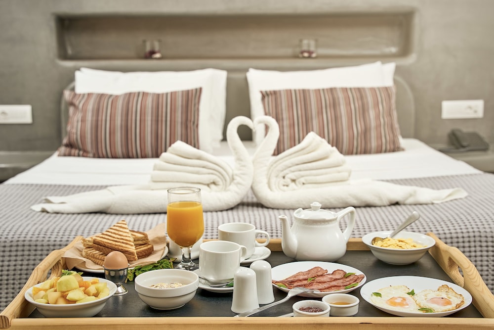 La Bellezza Eco Boutique Hotel — Hotel rooms in Kamari, South Aegean