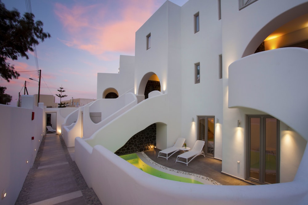 La Bellezza Eco Boutique Hotel — Hotel building in Kamari, South Aegean