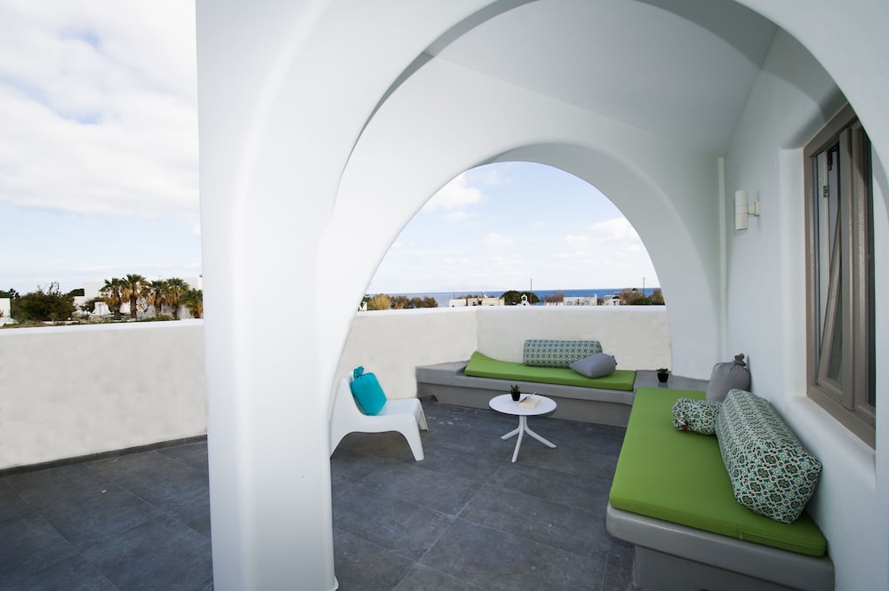 La Bellezza Eco Boutique Hotel — Hotel rooms in Kamari, South Aegean