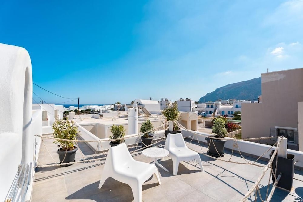La Bellezza Eco Boutique Hotel — Hotel building in Kamari, South Aegean