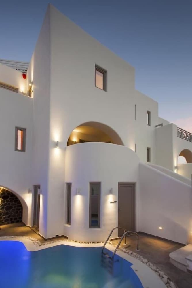 La Bellezza Eco Boutique Hotel — Hotel building in Kamari, South Aegean