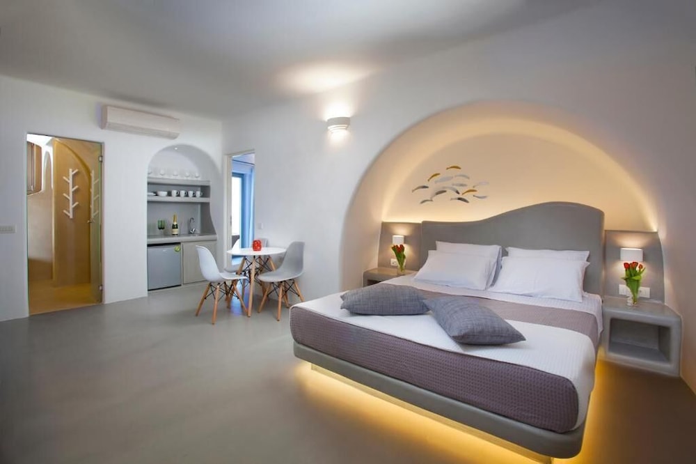 La Bellezza Eco Boutique Hotel — Hotel rooms in Kamari, South Aegean