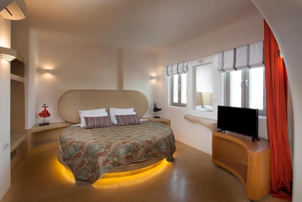 La Bellezza Eco Boutique Hotel — Hotel rooms in Kamari, South Aegean