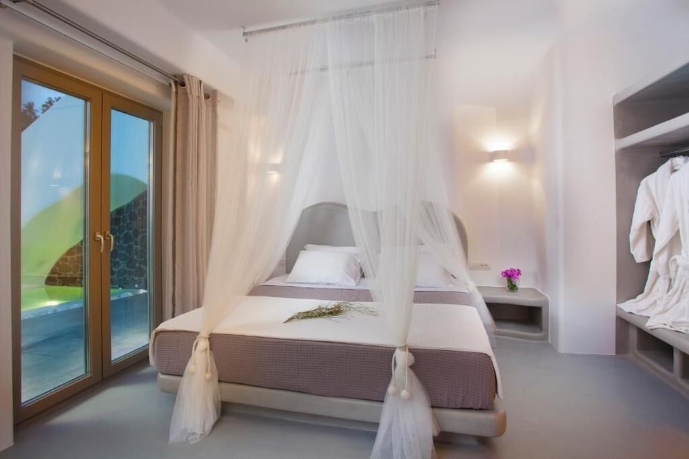 La Bellezza Eco Boutique Hotel — Hotel rooms in Kamari, South Aegean