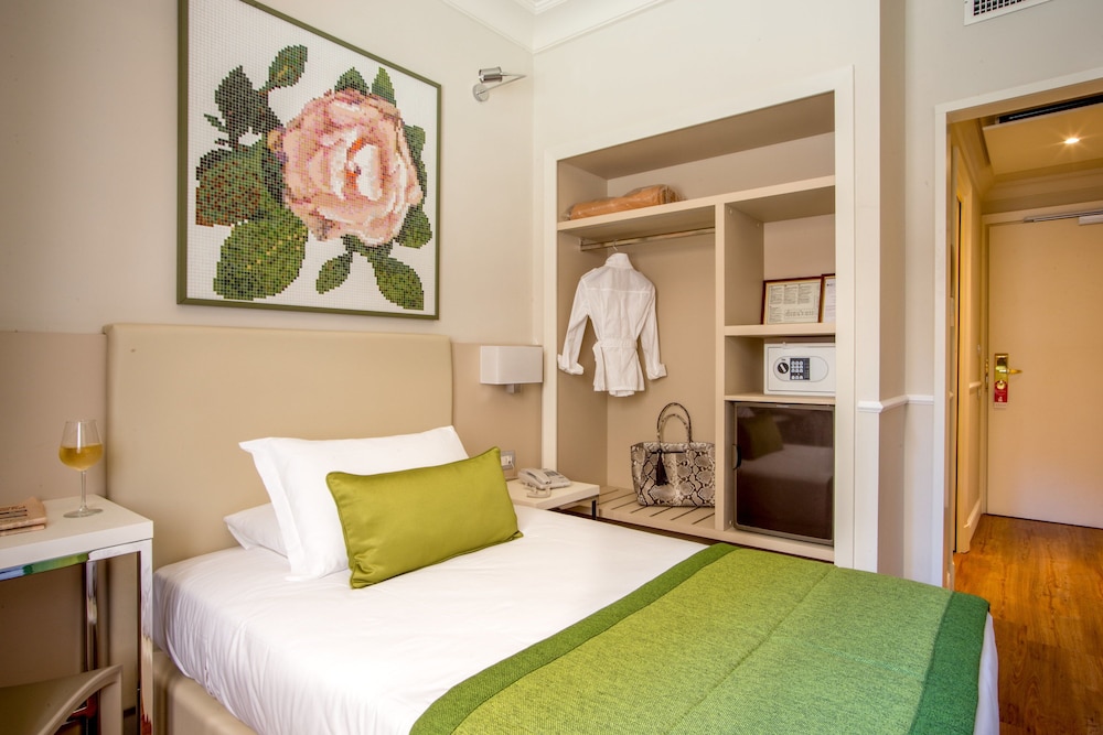 Hotel Cristoforo Colombo — Hotel rooms in Rome, Lazio