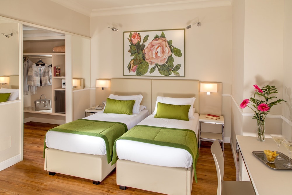 Hotel Cristoforo Colombo — Hotel rooms in Rome, Lazio