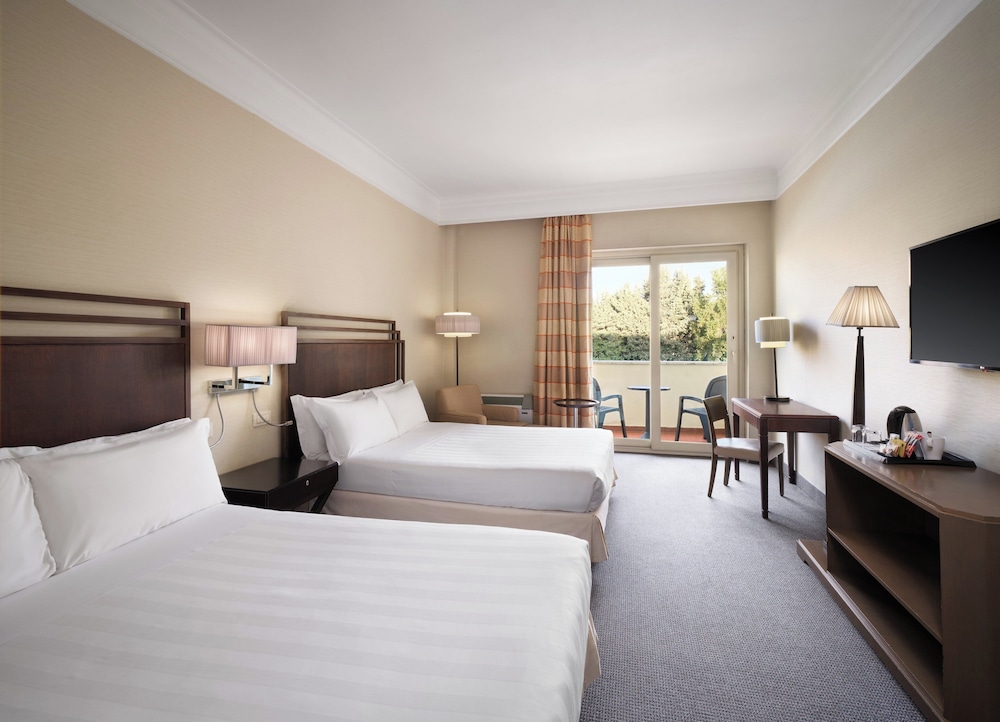 Crowne Plaza Rome-St. Peter's Hotel & Spa by IHG — Hotel rooms in Rome, Lazio