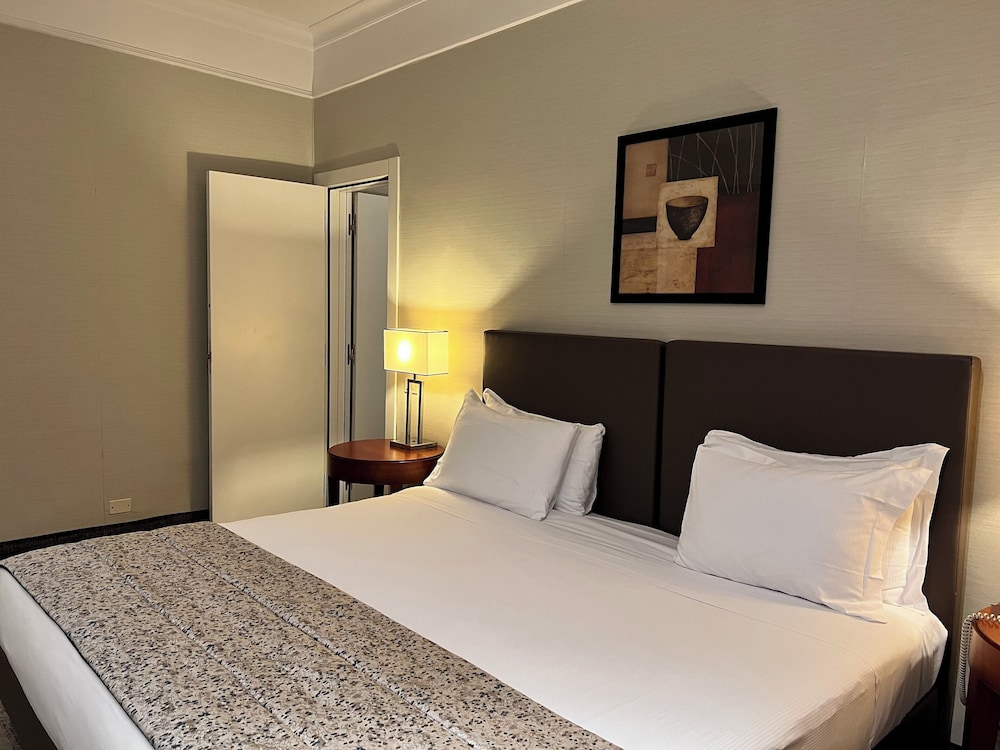 Crowne Plaza Rome-St. Peter's Hotel & Spa by IHG — Hotel rooms in Rome, Lazio