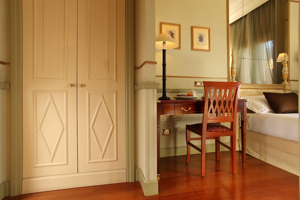 Hotel Degli Aranci — Hotel rooms in Rome, Lazio