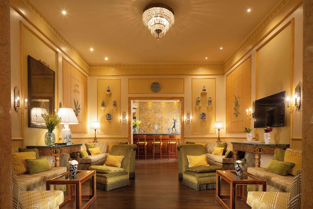 Hotel Degli Aranci — Restaurant & bars in Rome, Lazio