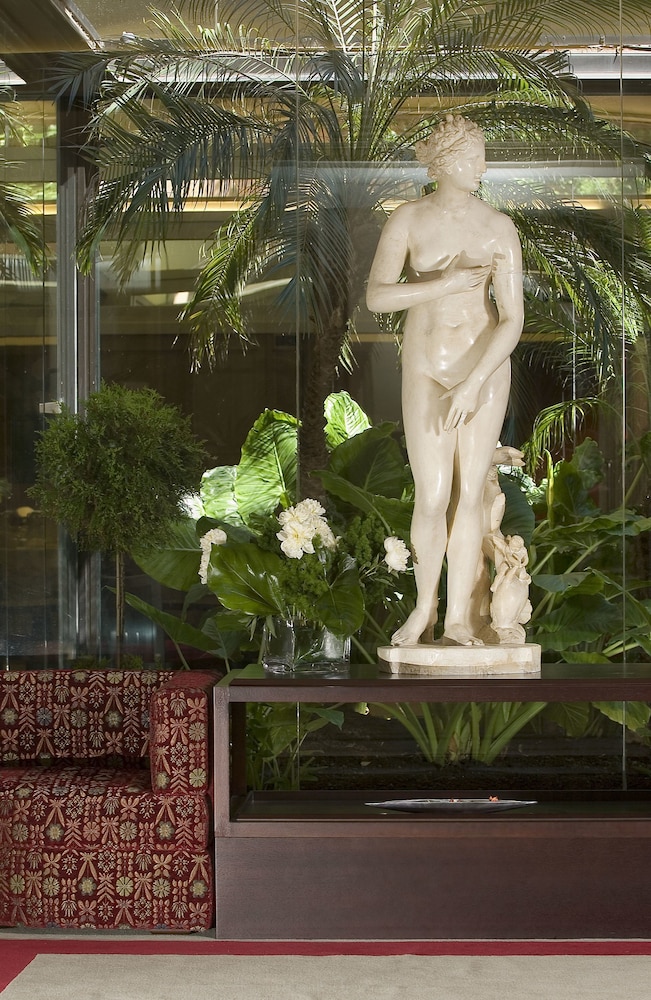 Dei Borgognoni Hotel — Hotel building in Rome, Lazio