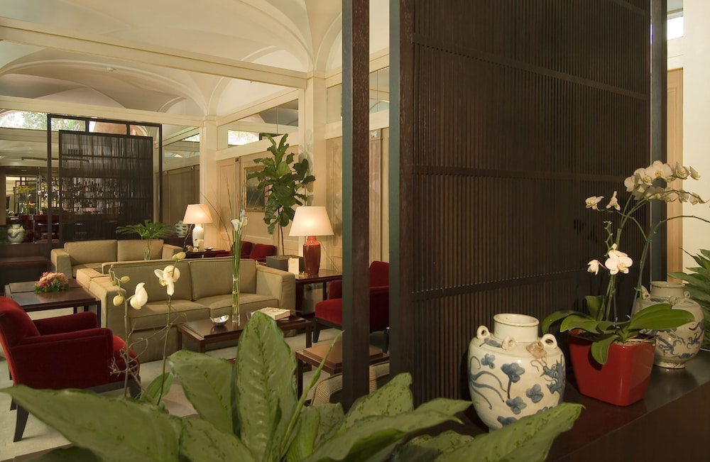 Dei Borgognoni Hotel — Hotel building in Rome, Lazio