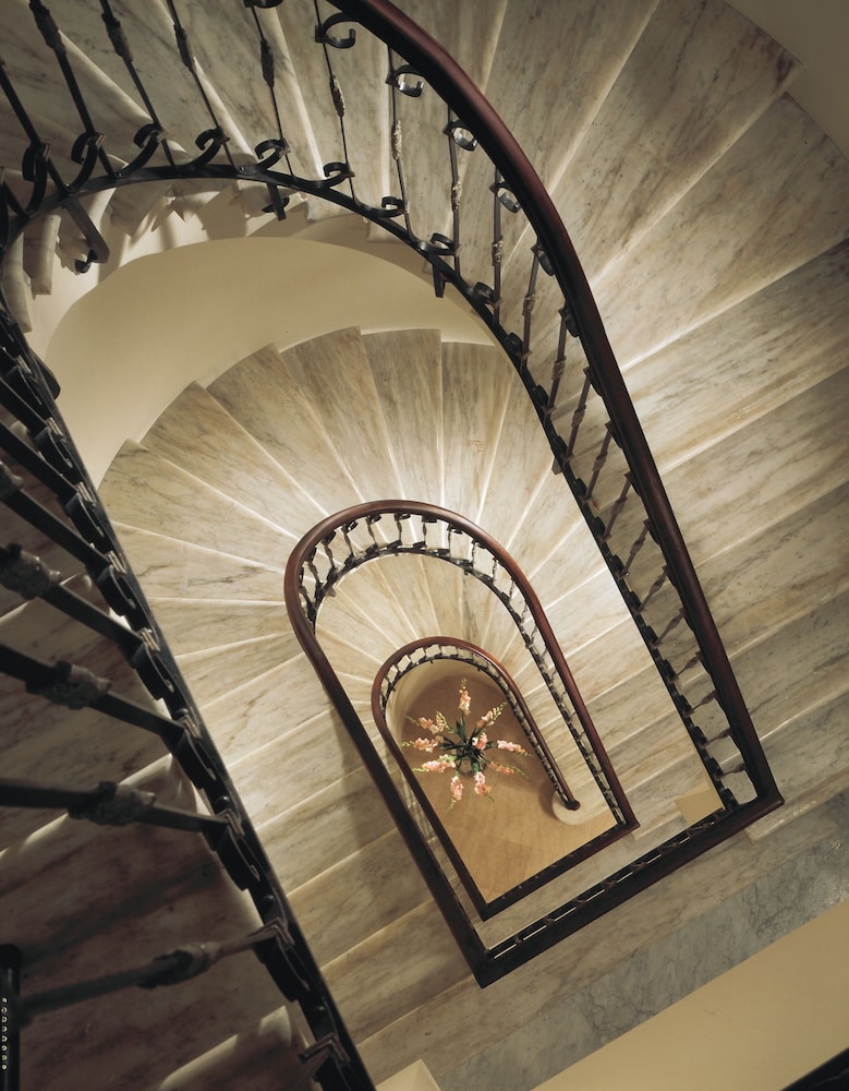 Hotel Dei Mellini — Hotel building in Rome, Lazio