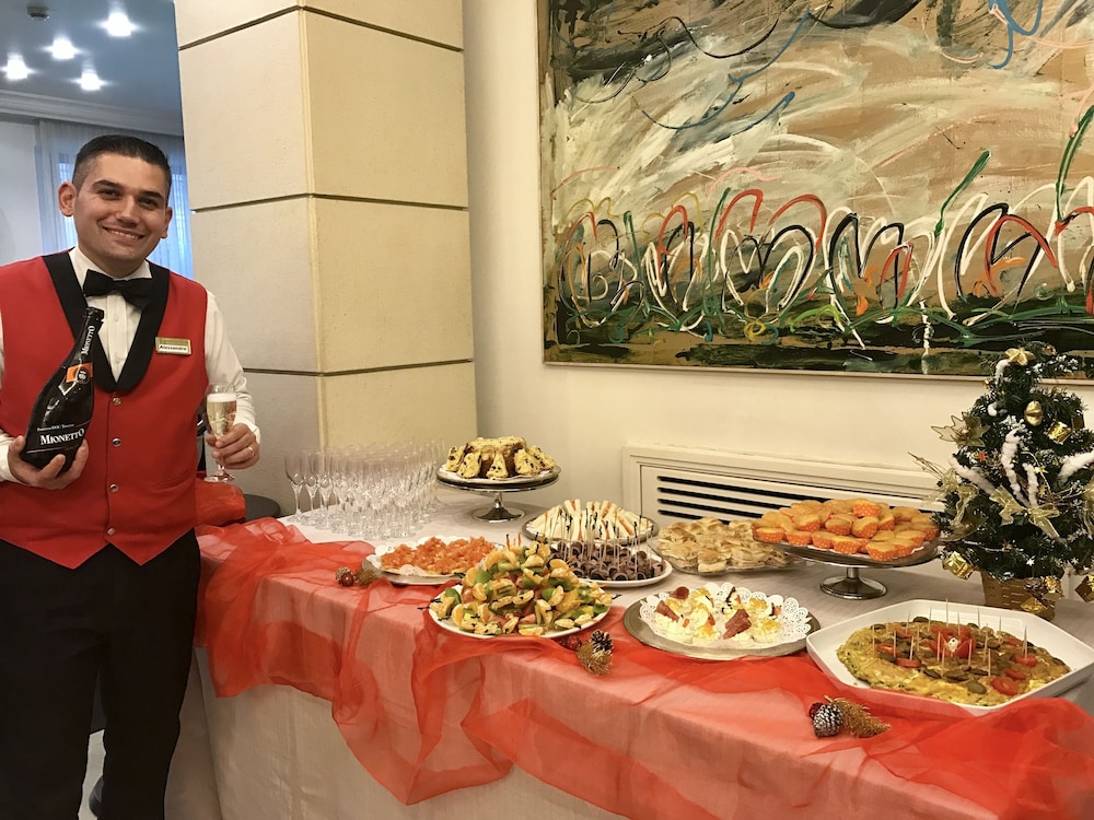 Hotel Dei Mellini — Restaurant & bars in Rome, Lazio