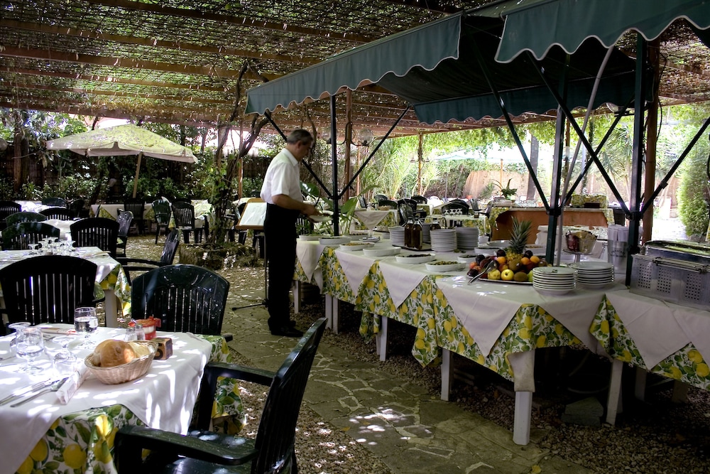Hotel Delle Muse — Restaurant & bars in Rome, Lazio