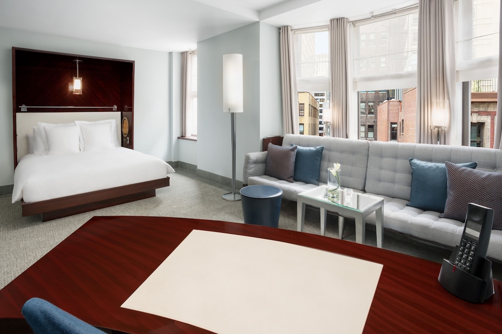 Royalton New York — Hotel rooms in New York City, New York State