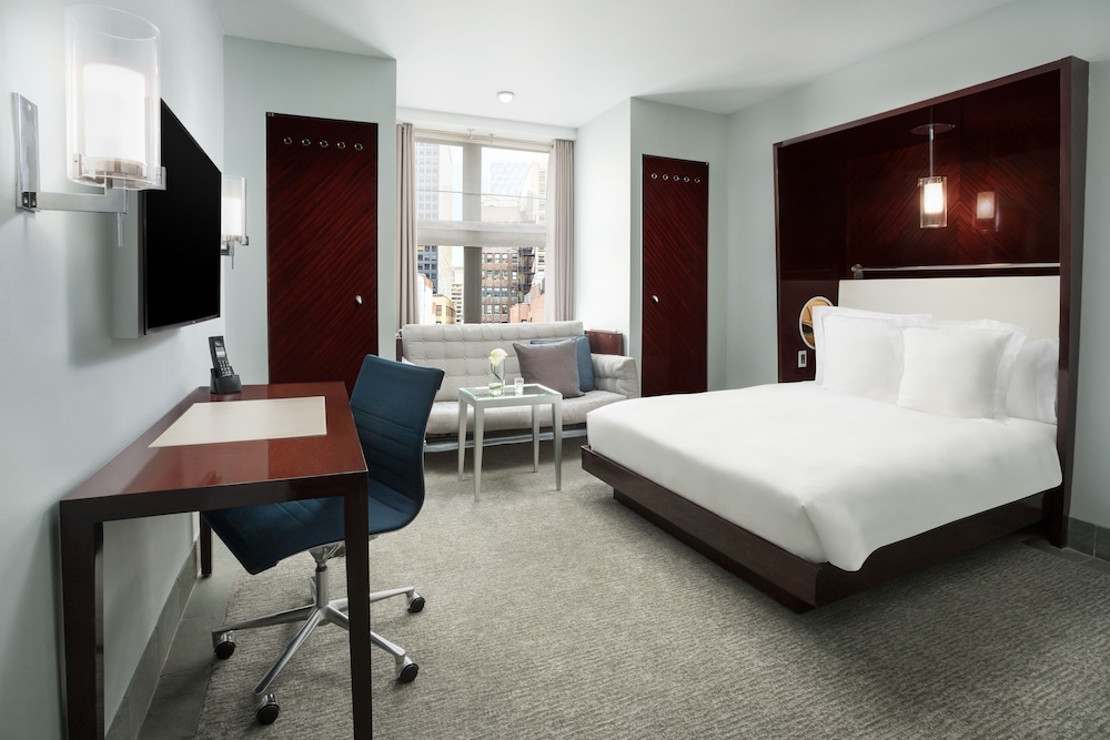 Royalton New York — Hotel rooms in New York City, New York State